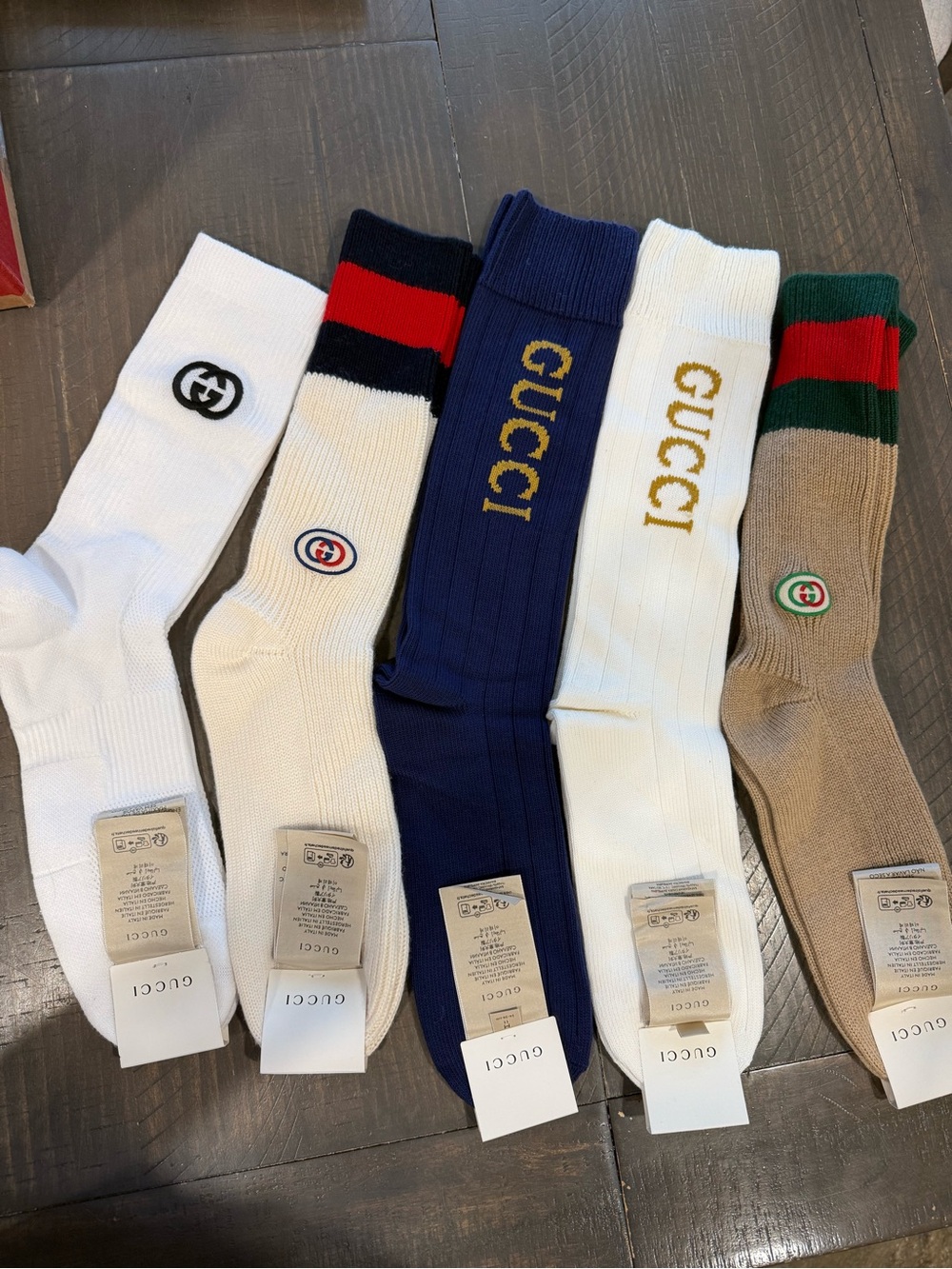 Lot of 5!!! Gucci Multicolor Logo Crew Socks Pack - White, Navy, Tan, Green, Red